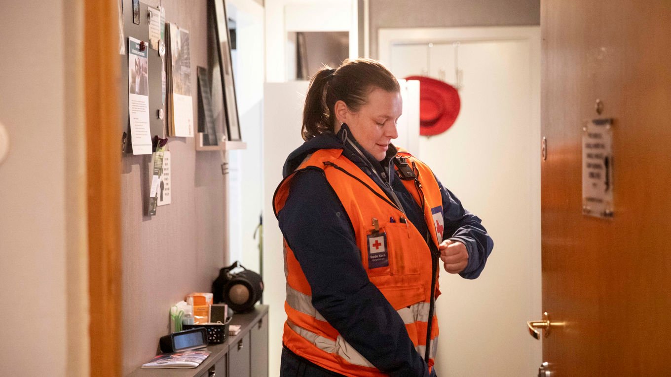 Ingerid Jordal tar på seg verneutstyret