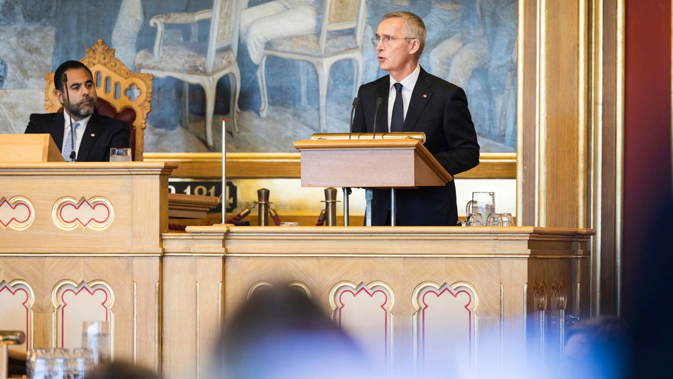 Finansminister Jens Stoltenberg (A) holder finanstalen i stortingssalen 7. oktober 2026.
